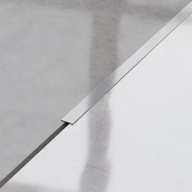 Dekoratívna lišta I 1x270 cm strieborná mat
