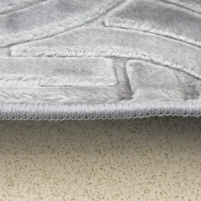 Koberec Eva Embossed 1,6/2,3 Em2025-01 sivý,4