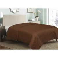 hnedý