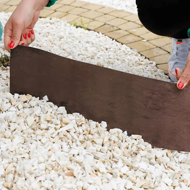 Záhradný obrubník 15 cm x 9 m hnedý,2