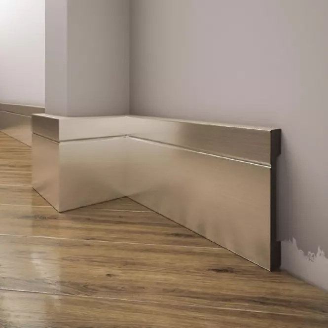 Podlahová lišta  Elegance LPC-20-150 šampan škrabaný