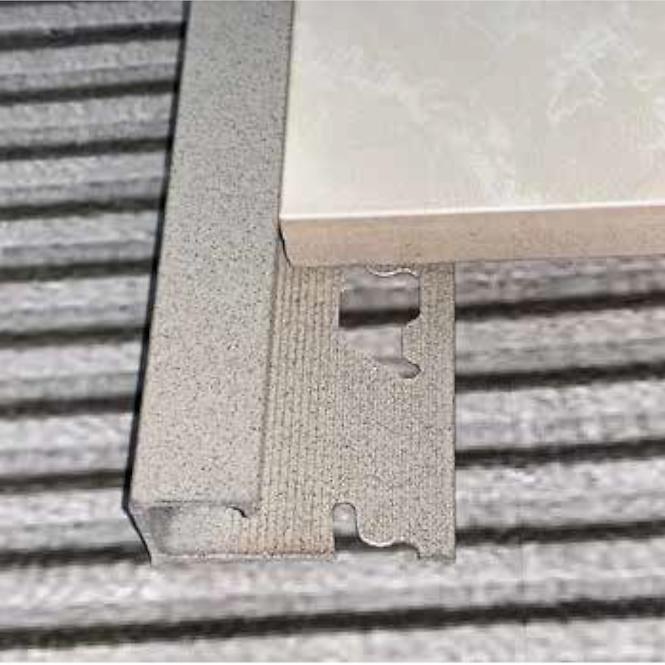 Hranový profil štvorcový hliníky Painted Anthracite 2500/12,5 mm