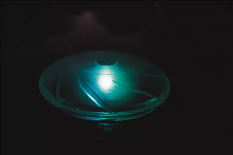 Plávajúca solárna lampa vodotesná 58111