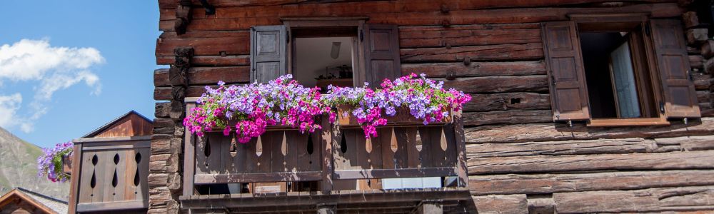 Úchytky na balkonové kvetináče - Merkury Market